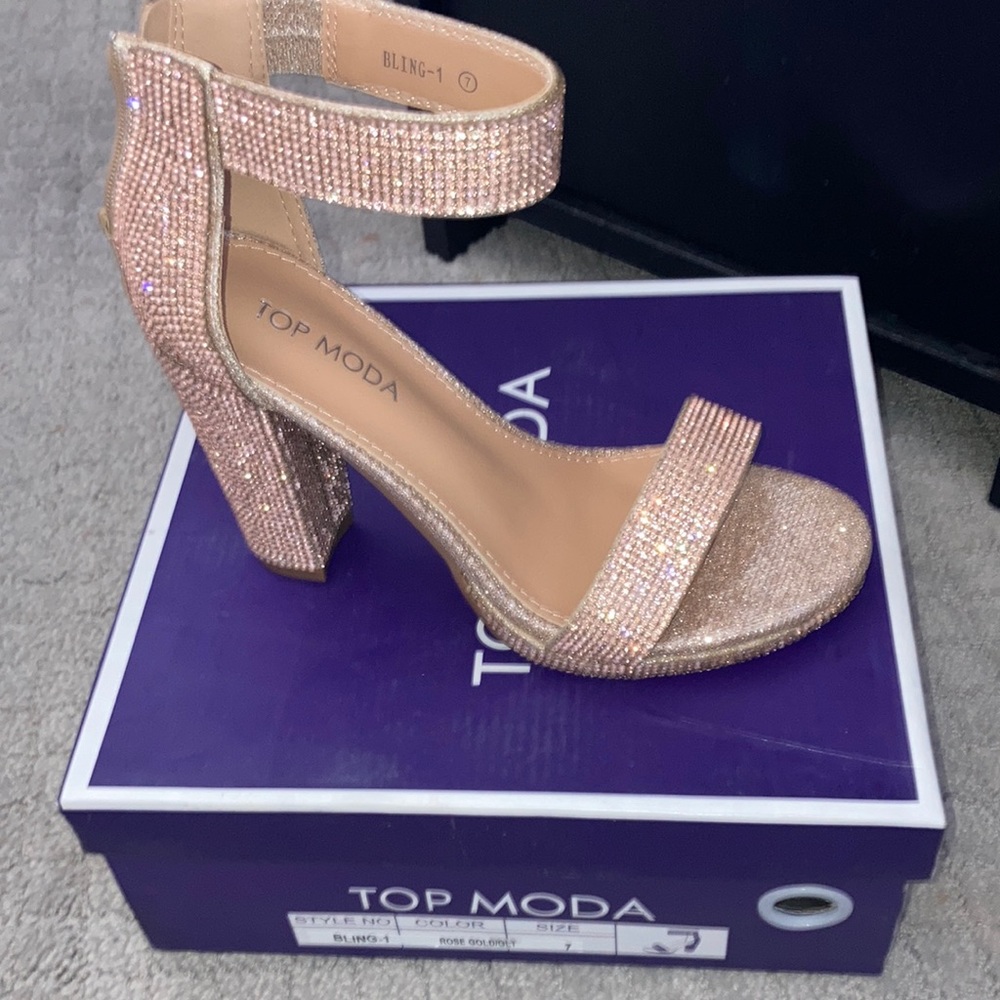 Size 7 heels
